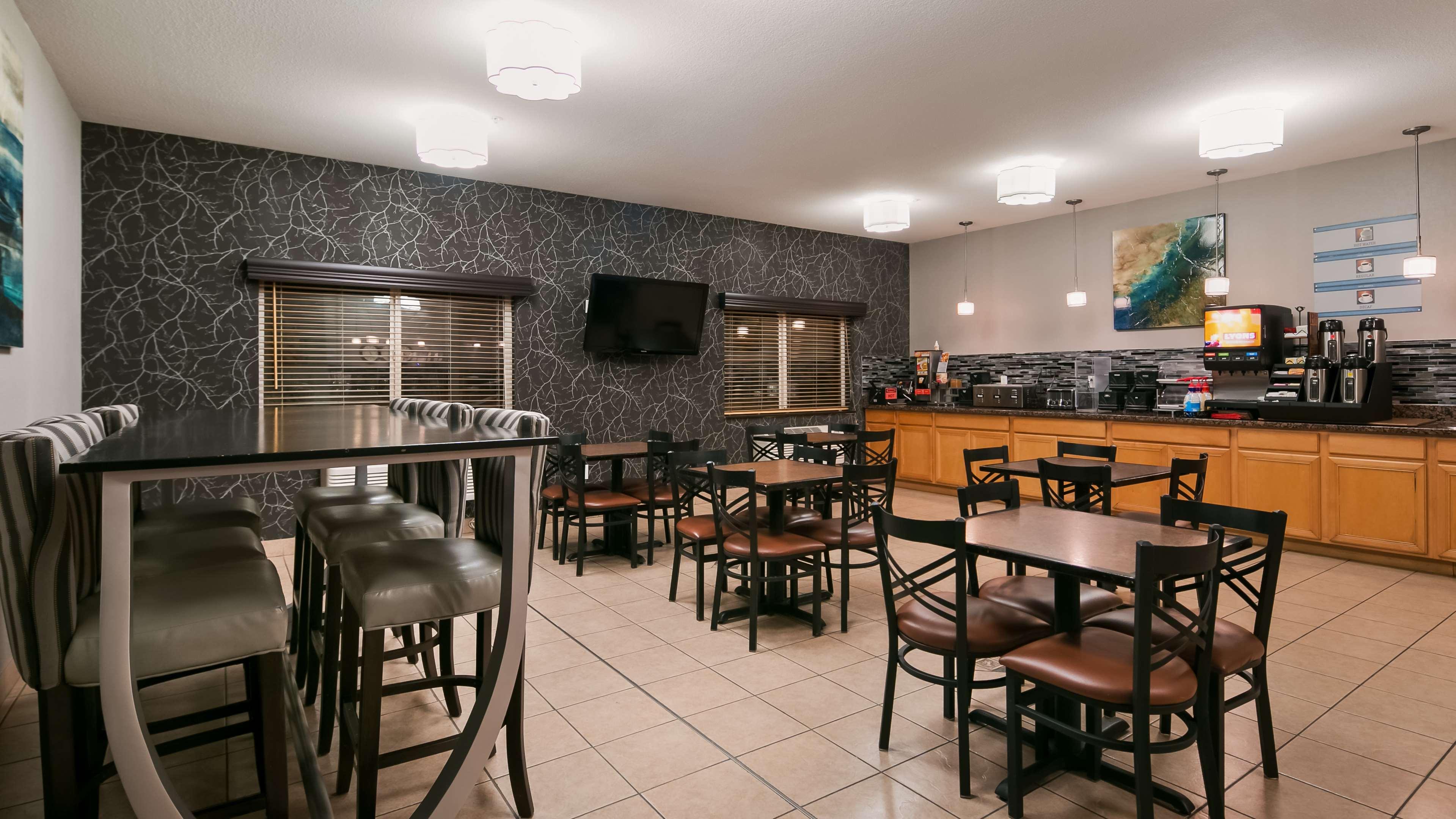 Best Western Newberg Inn Ngoại thất bức ảnh