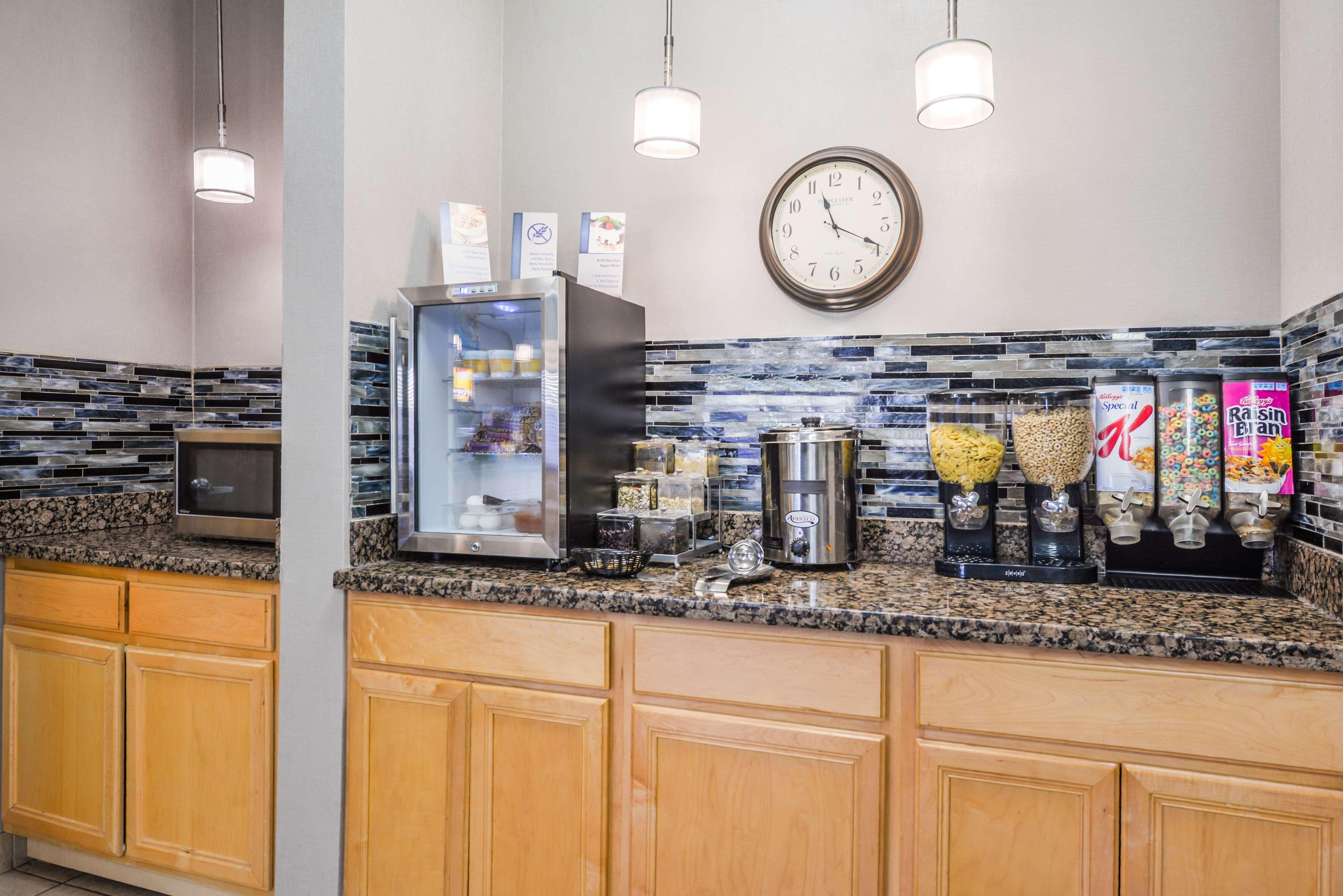 Best Western Newberg Inn Ngoại thất bức ảnh