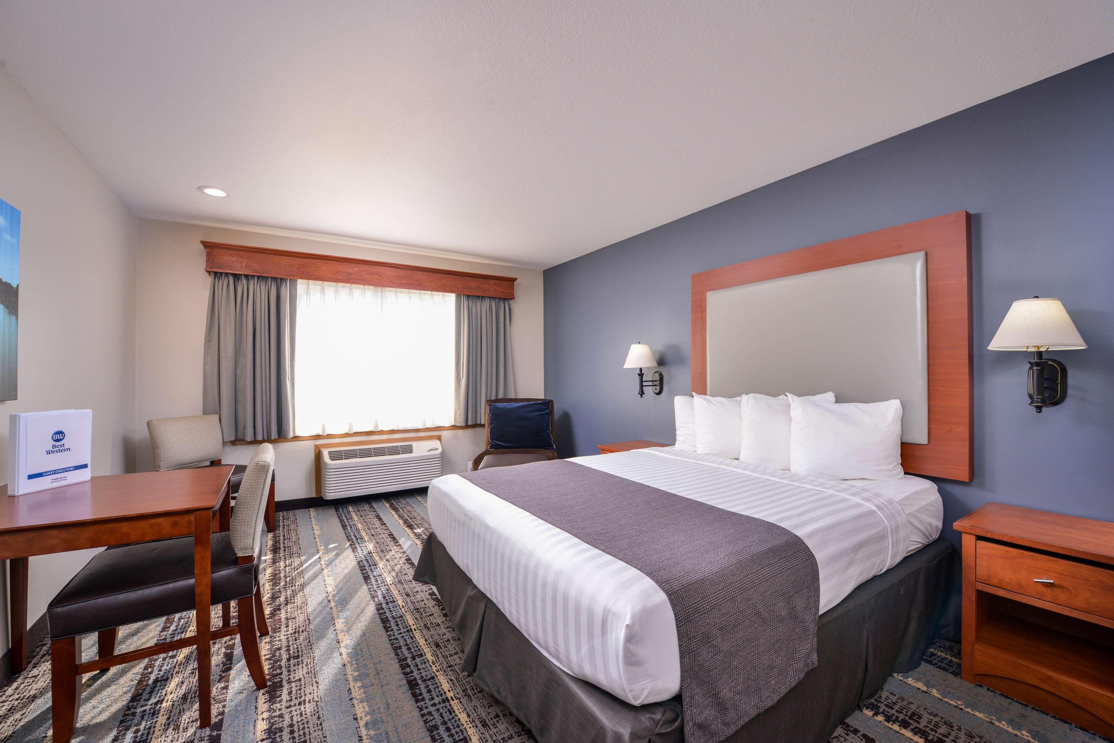 Best Western Newberg Inn Ngoại thất bức ảnh