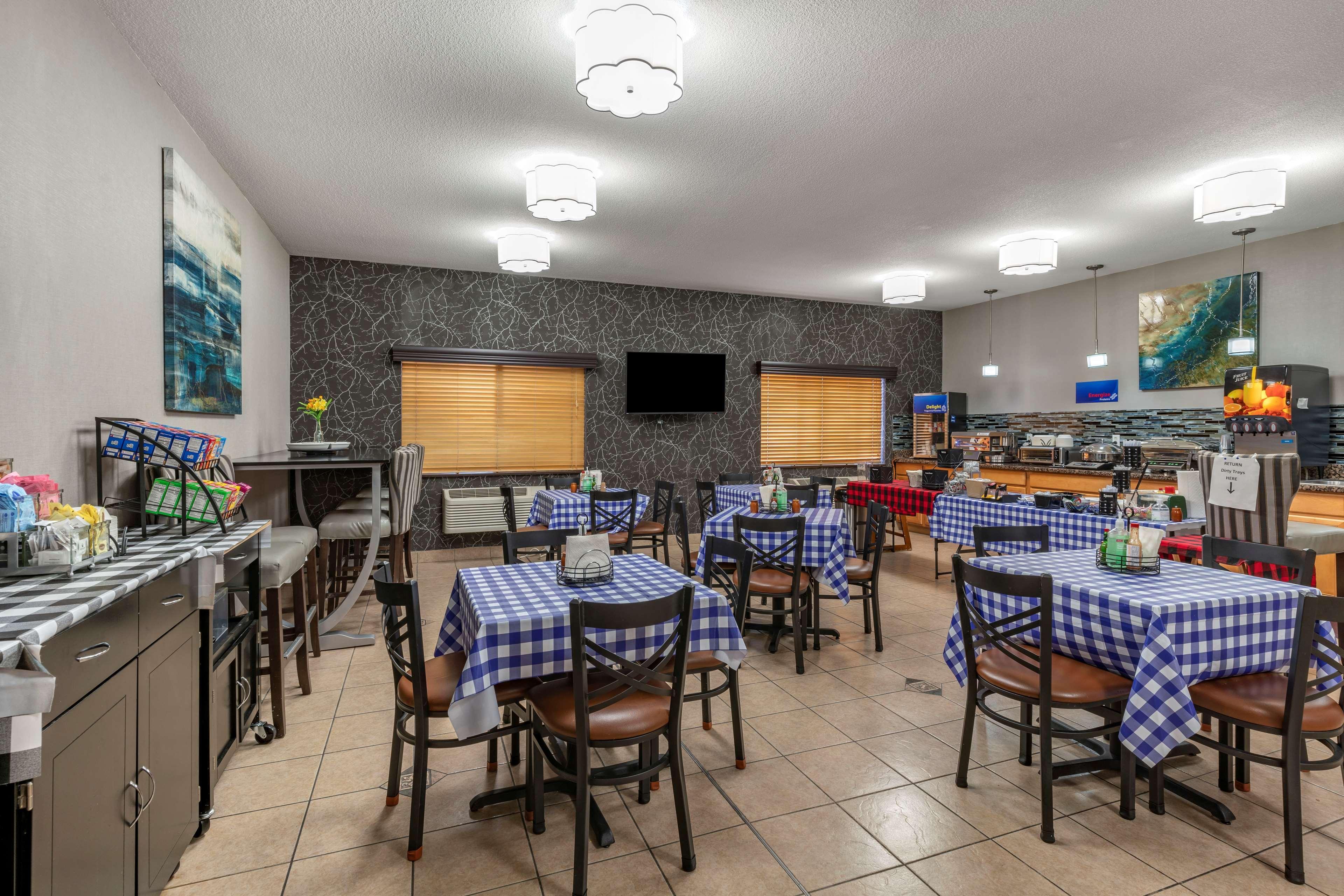 Best Western Newberg Inn Ngoại thất bức ảnh
